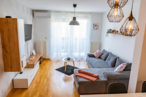BRAND NEW - SelfCheckIns 24 - Zagreb - Garage - Loggia - New - Luxury